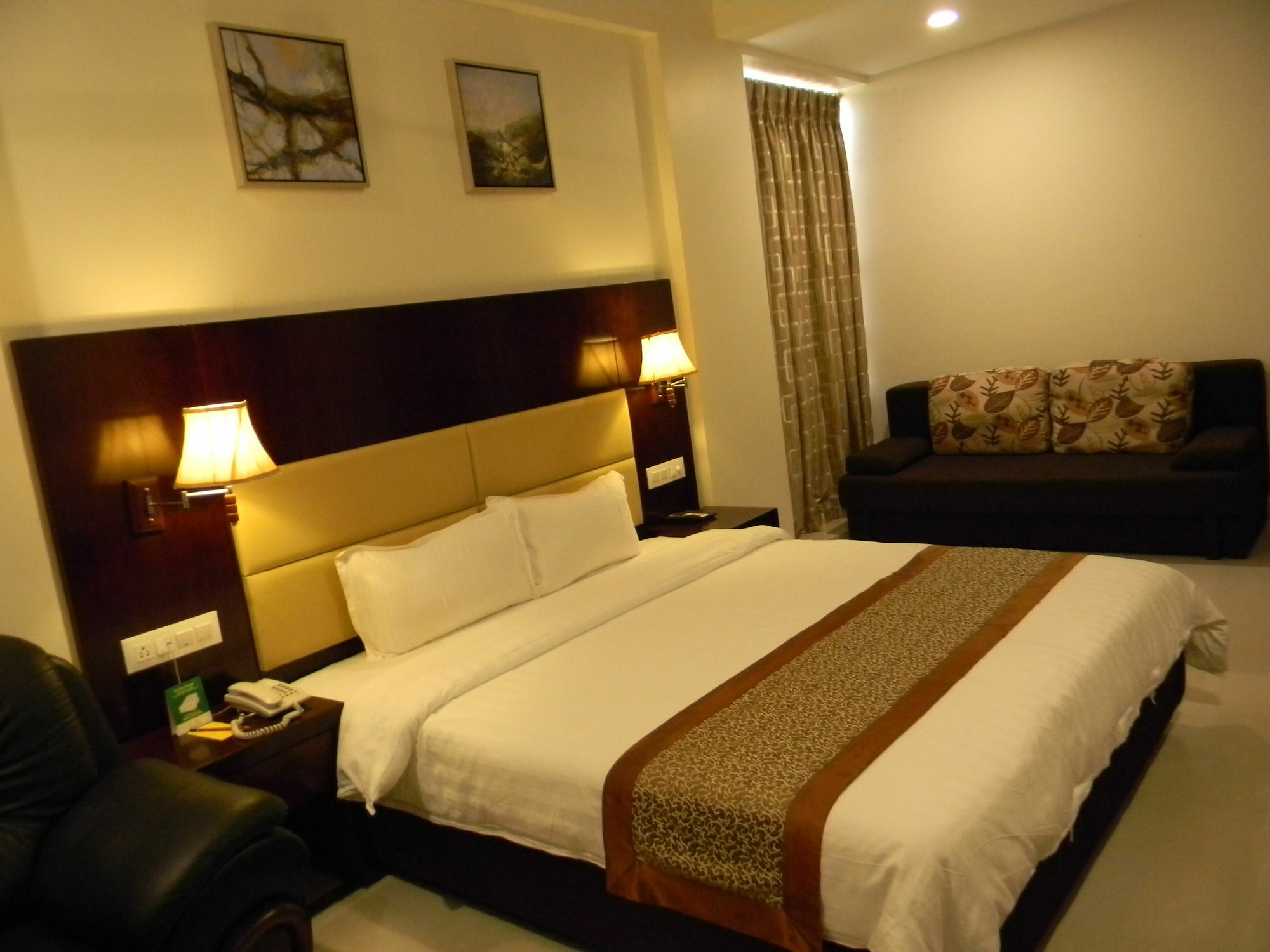 Hotel Sai Jashan Shirdi - Where Blessings & Comfort Meet Exterior foto